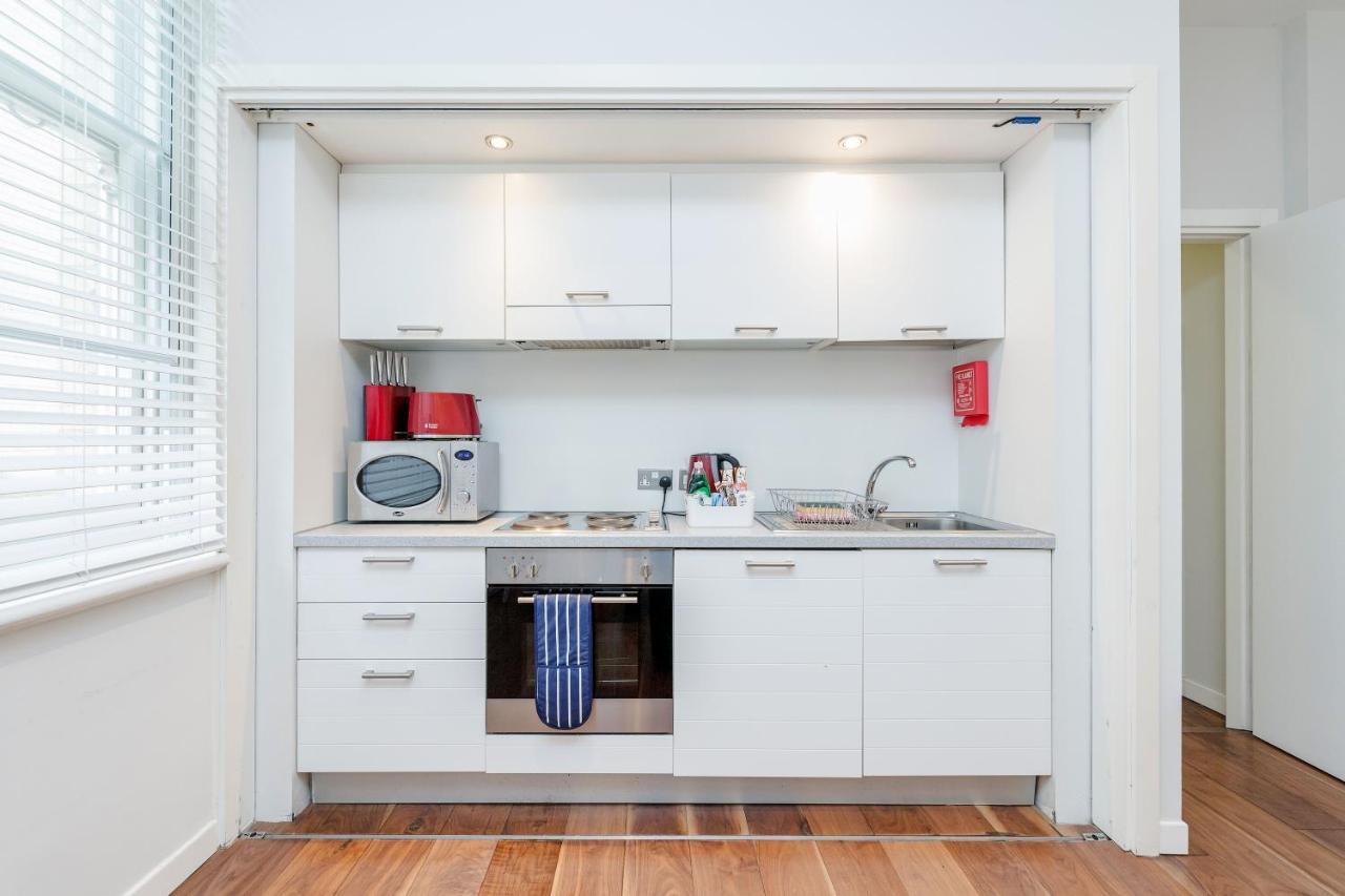 Roomspace Serviced Apartments - Sterling House London Exterior foto